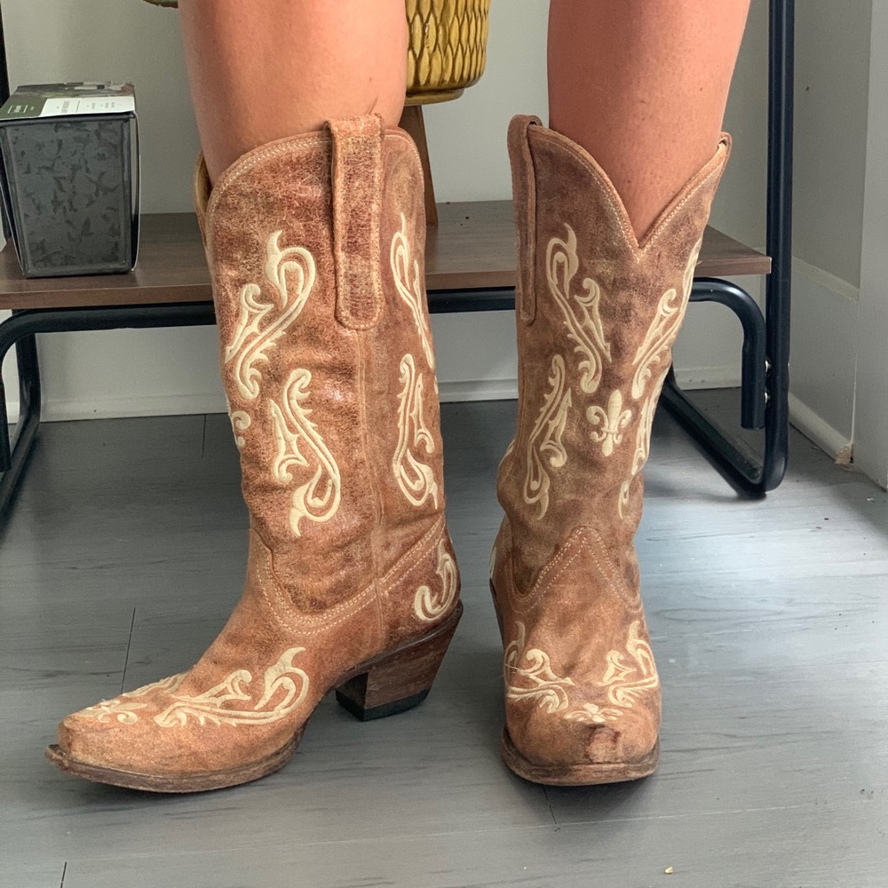 Cowgirls boots